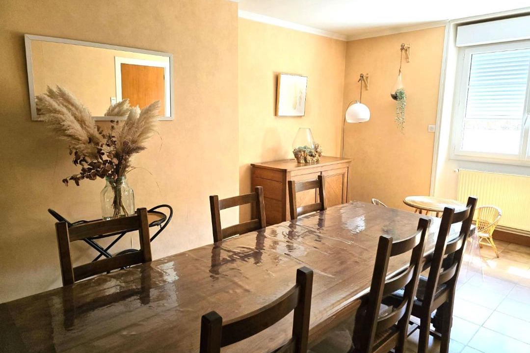 Photo of Others in Polisy