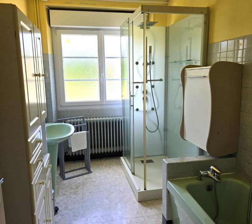 Photo of Bathroom in Polisy