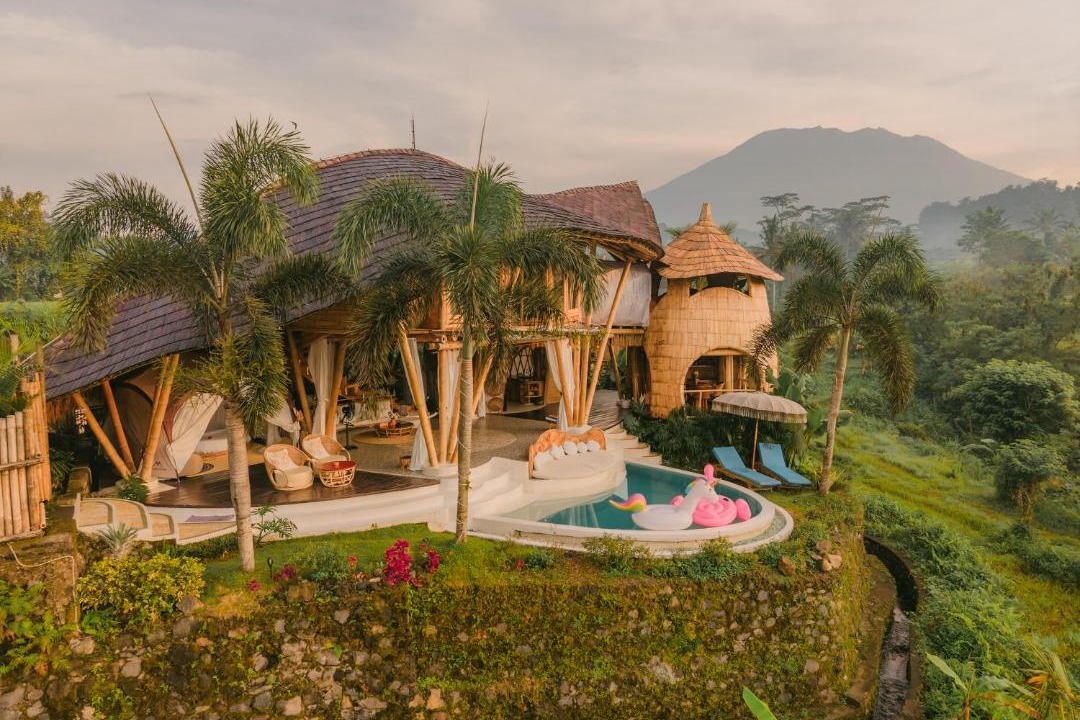 Photo of Others in Selat