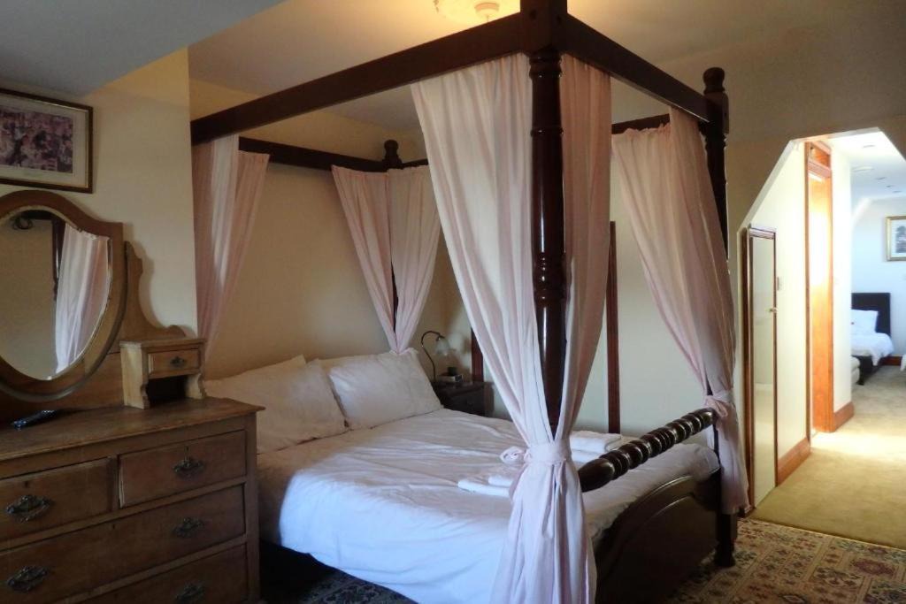 Photo of Bedroom in Barnt Green