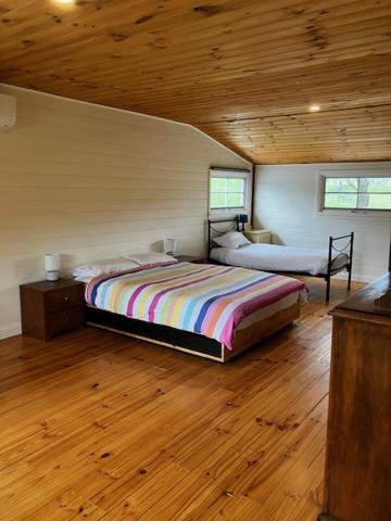 Photo of Others in Whanregarwen