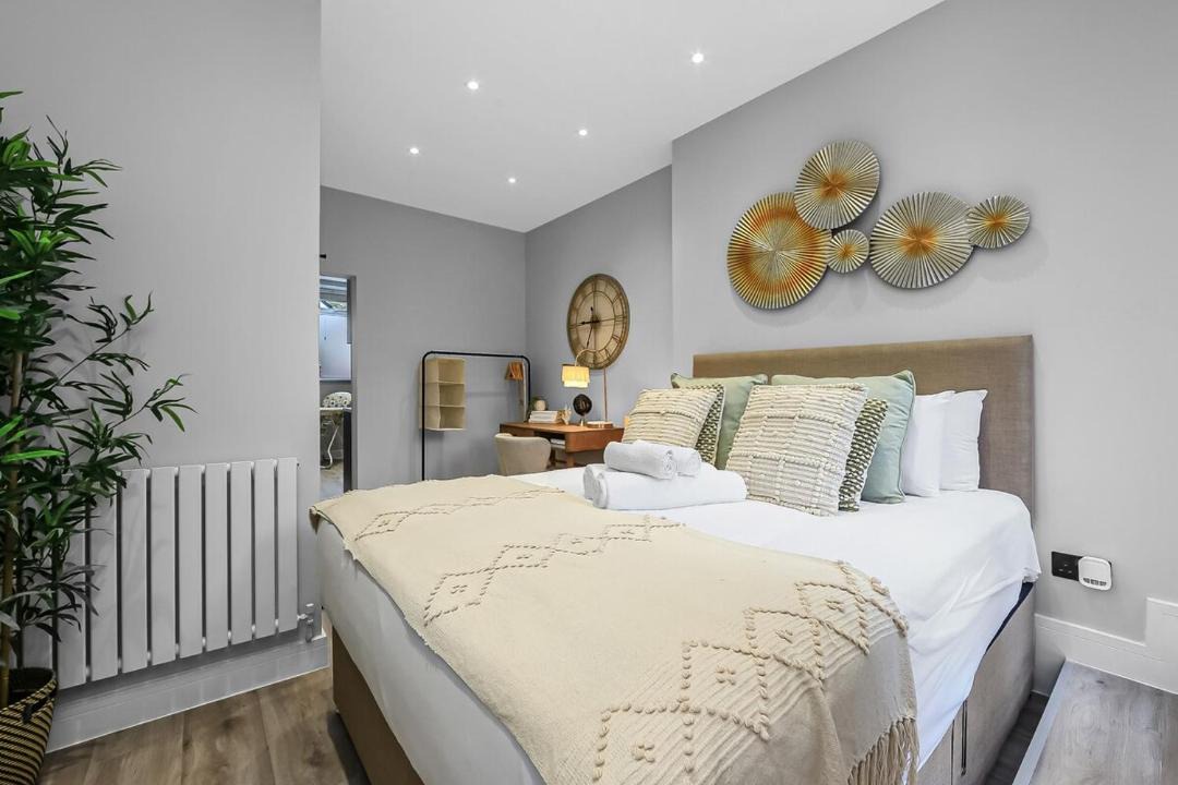 Photo of Bedroom in Edgware