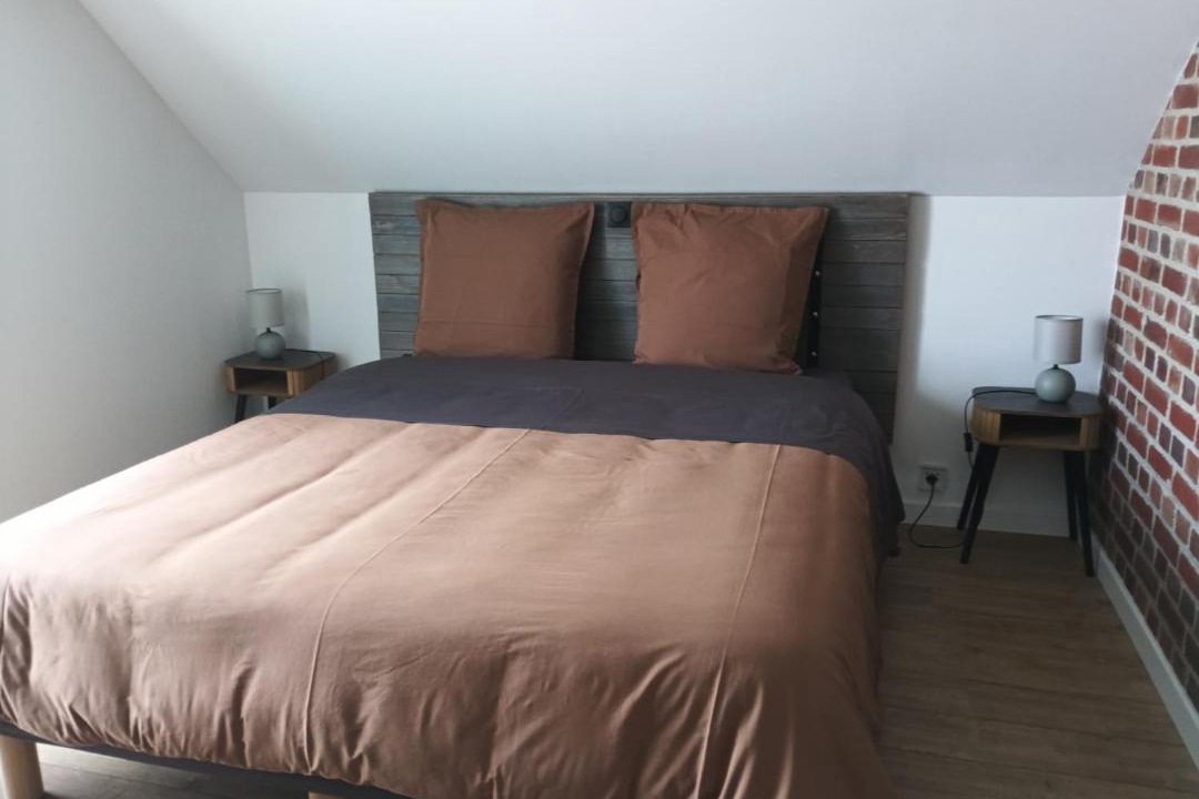 Photo of Others in Estrees-St-Denis