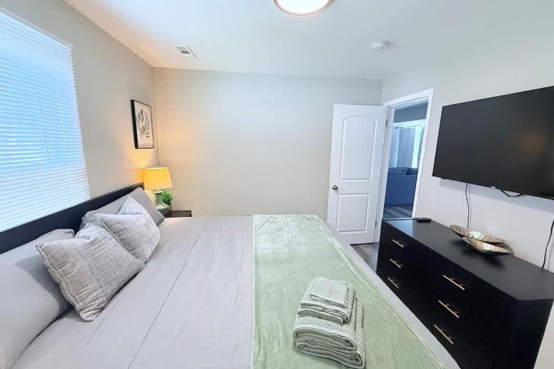 Photo of Bedroom in Franklin Park
