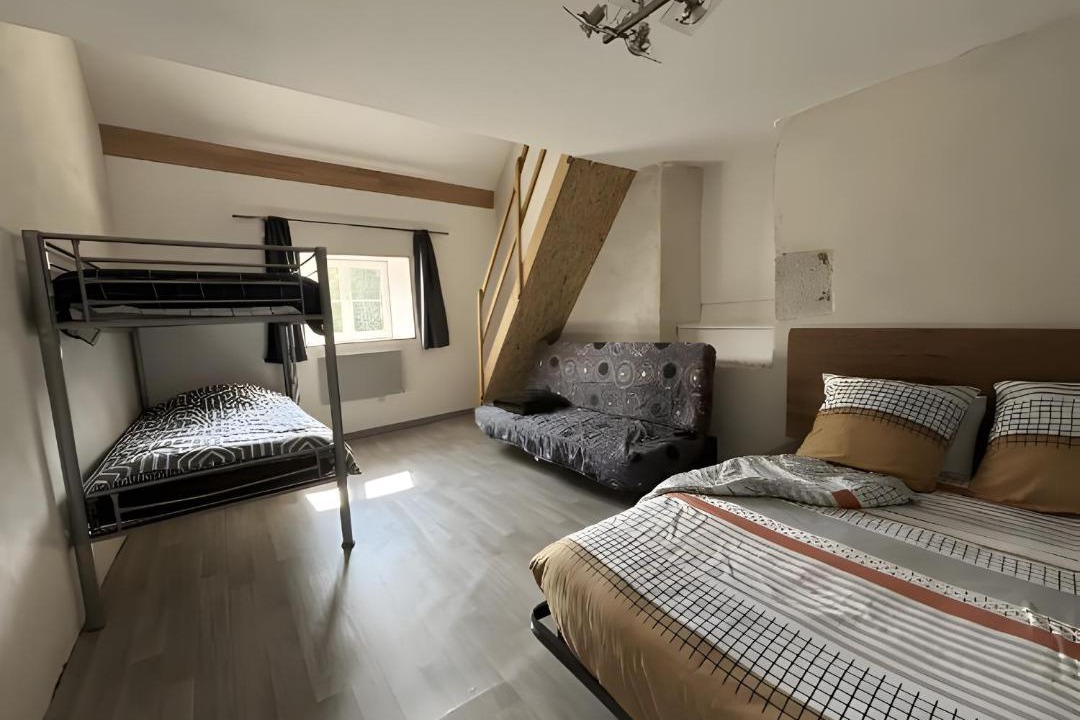 Photo of Others in Chamesson