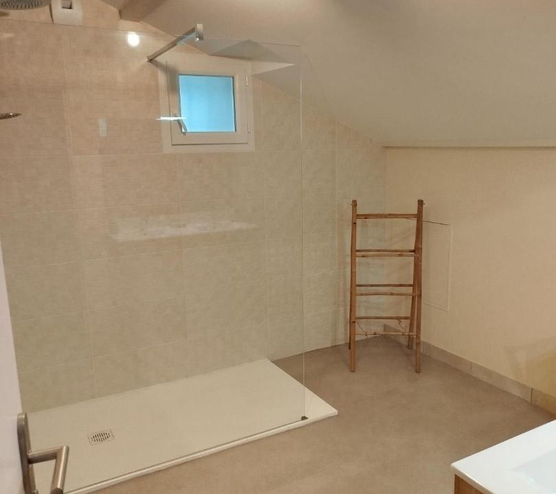 Photo of Others in Narrosse