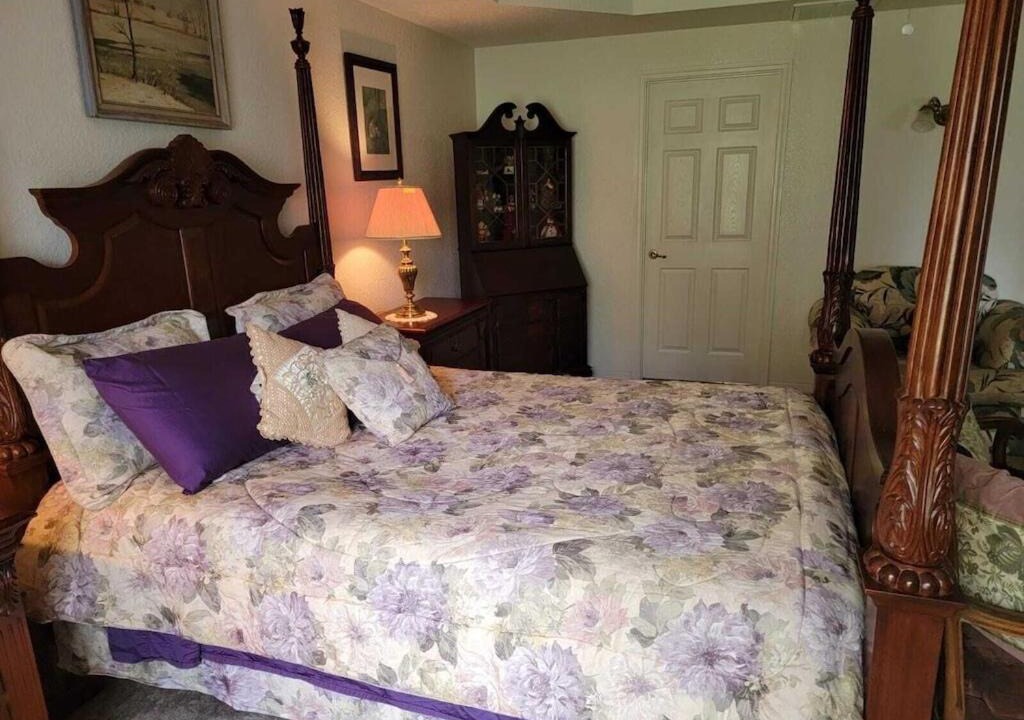 Photo of Bedroom in Reddick