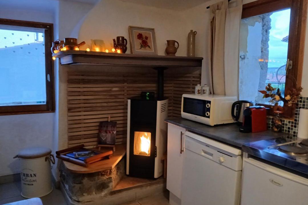 Photo of Kitchen in Montferrer