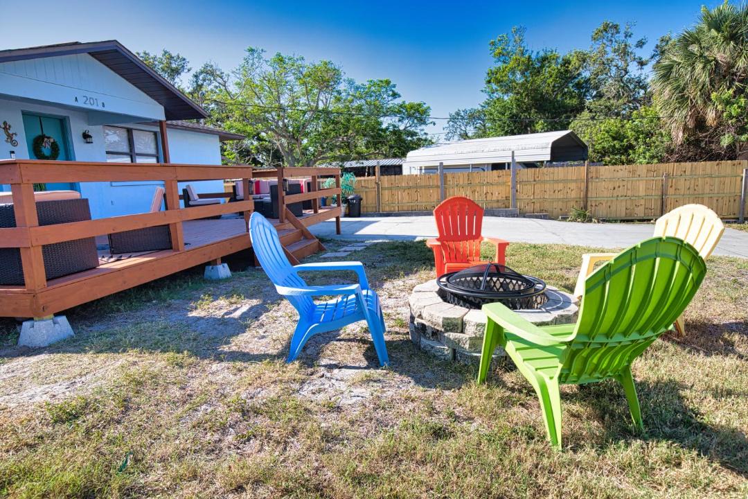 Photo of Others in Laurel