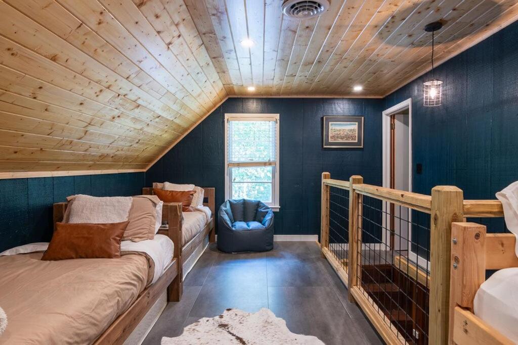 Photo of Bedroom in Celo