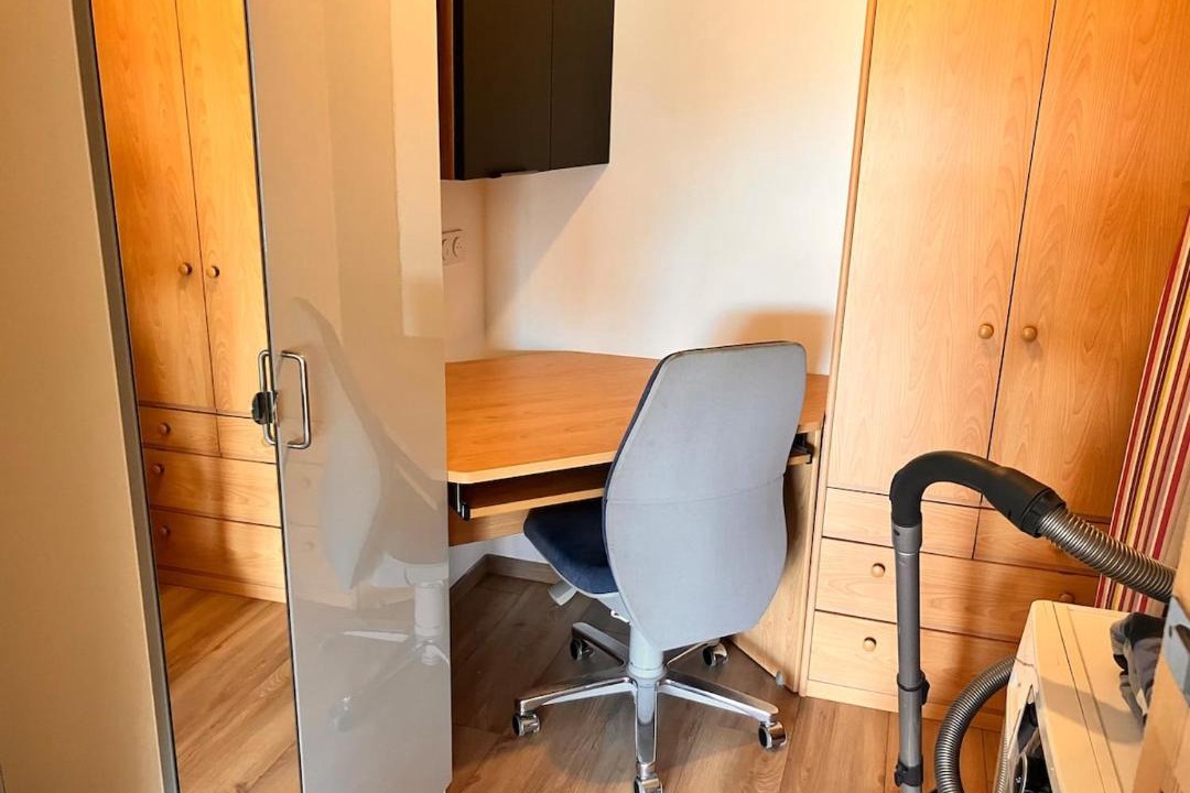 Photo of Others in Gellin