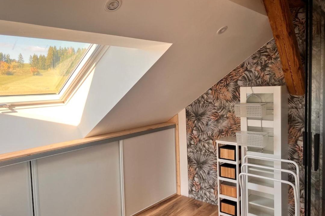 Photo of Others in Gellin