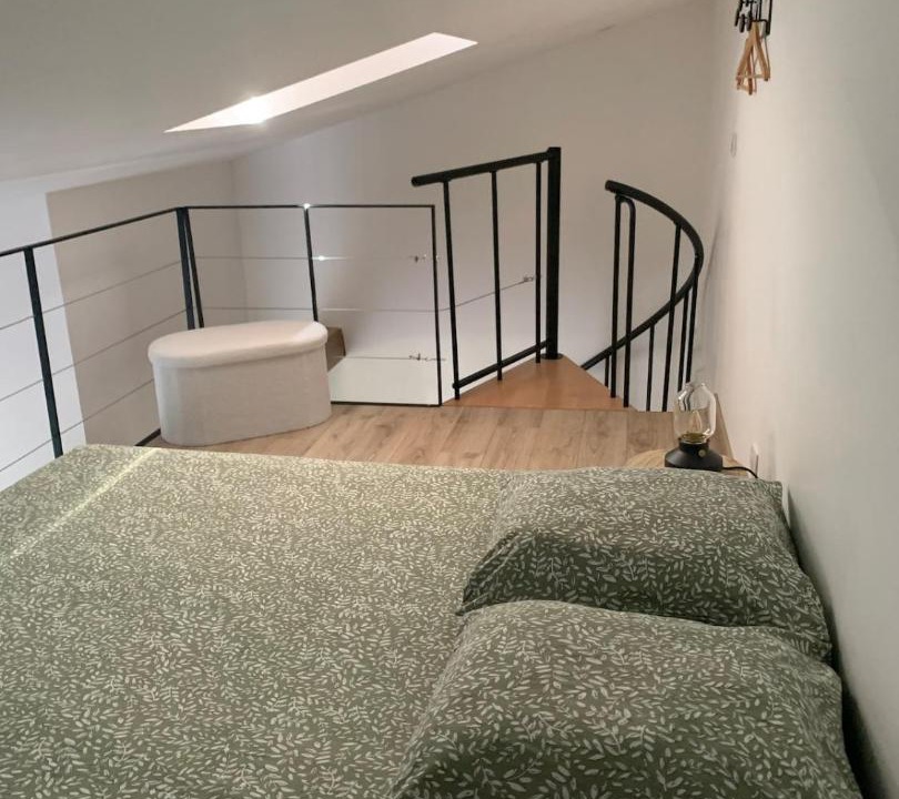 Photo of Others in Montjustin