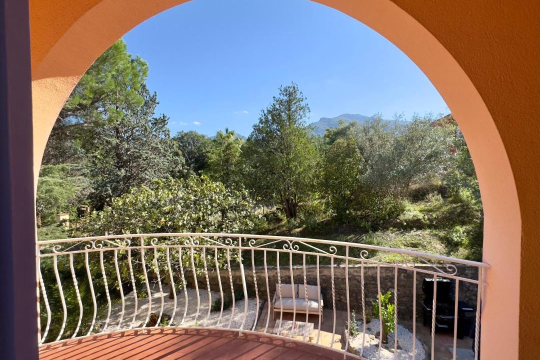 Photo of Patio Balcony in Laroque-des-Alberes