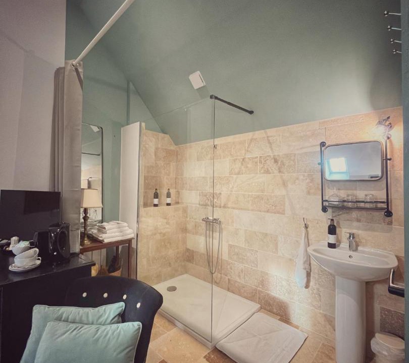 Photo of Bathroom in La Perriere