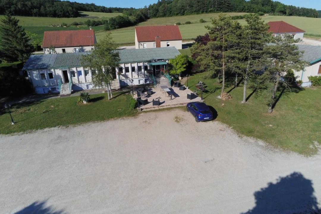 Photo of Others in Lery