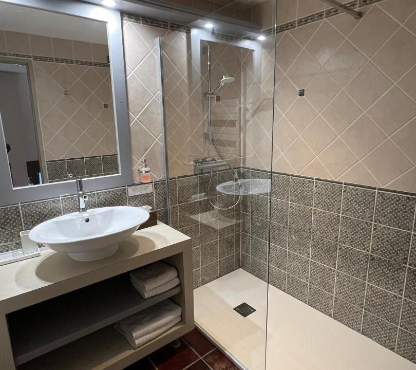 Photo of Others in Aragon