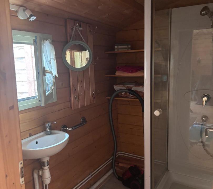 Photo of Others in L'Epine