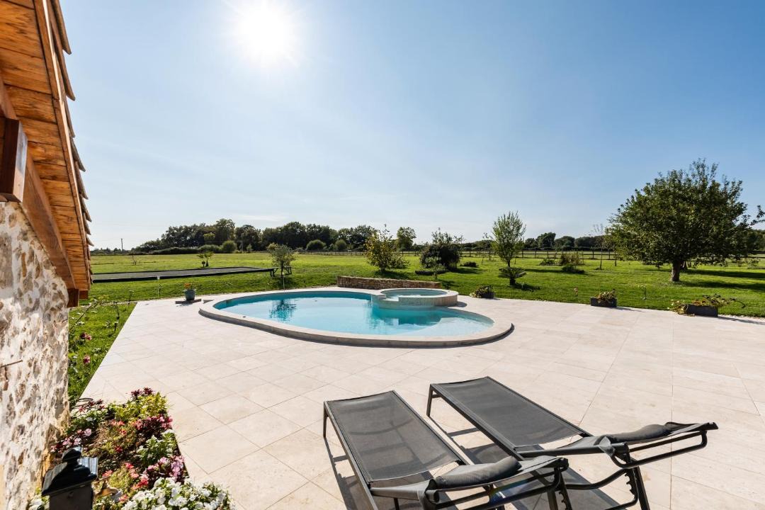 Photo of Others in Bazas