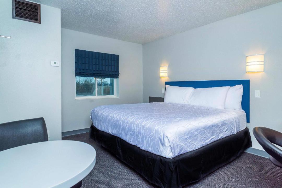 Photo of Others in St. Robert