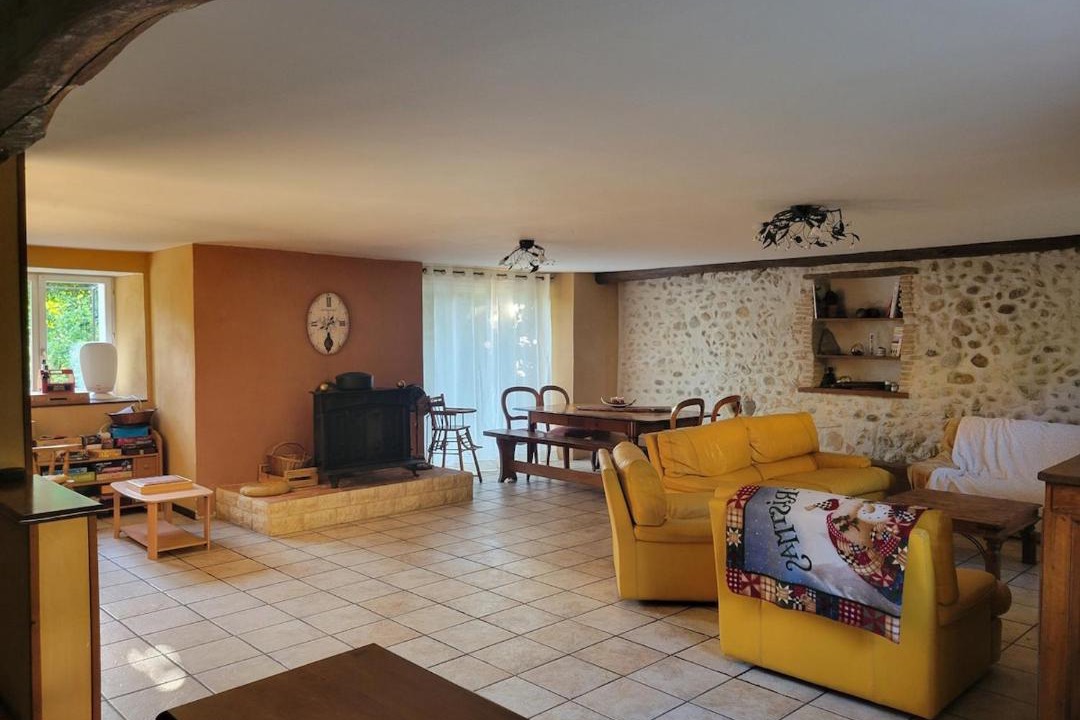 Photo of Others in Camembert