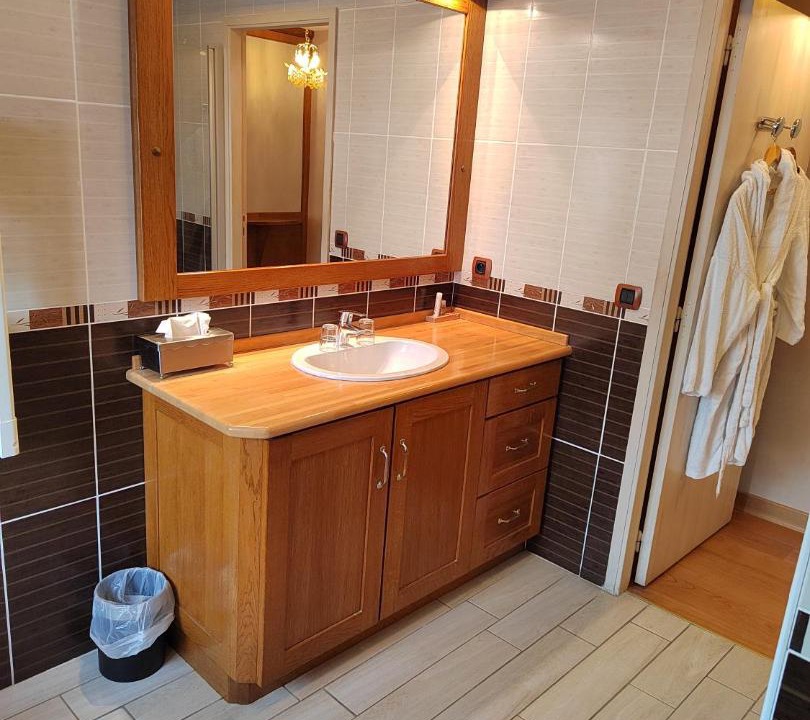 Photo of Bathroom in Huelgoat