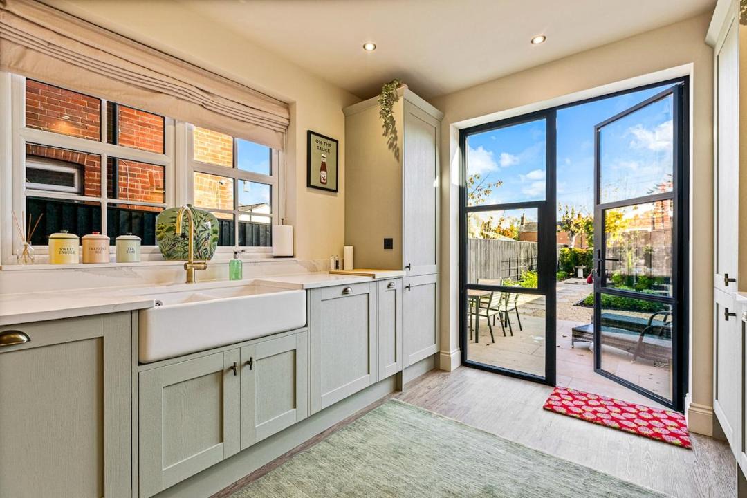 Photo of Others in Ascot