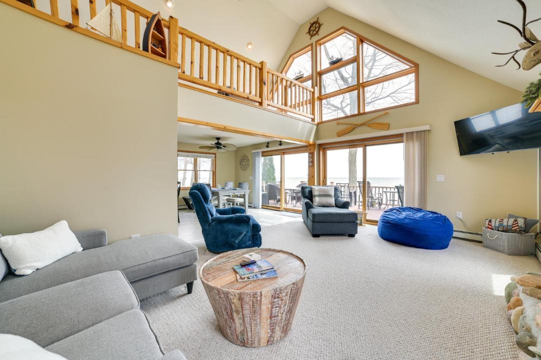 Photo of Livingroom in Tawas City
