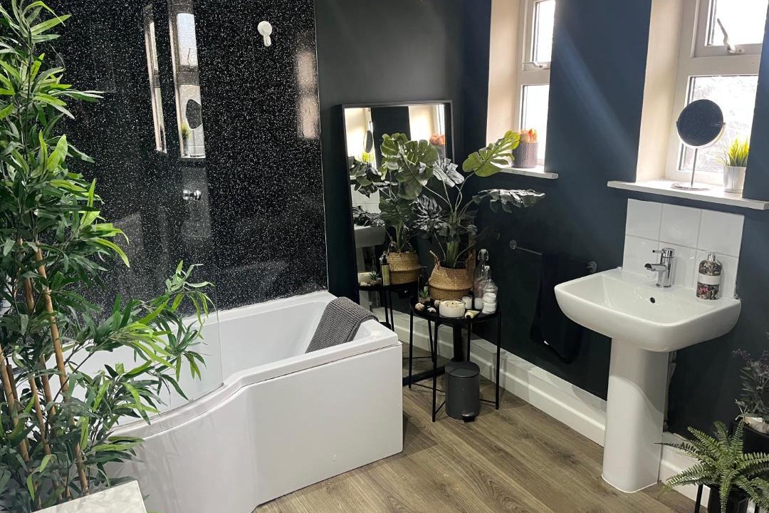 Photo of Bathroom in Clayton le Dale