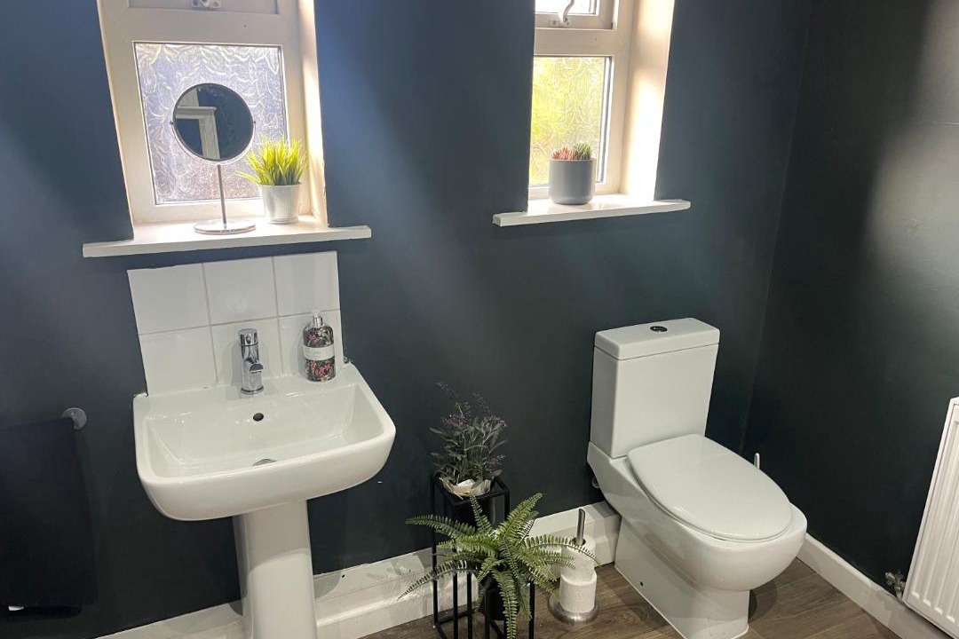 Photo of Bathroom in Clayton le Dale