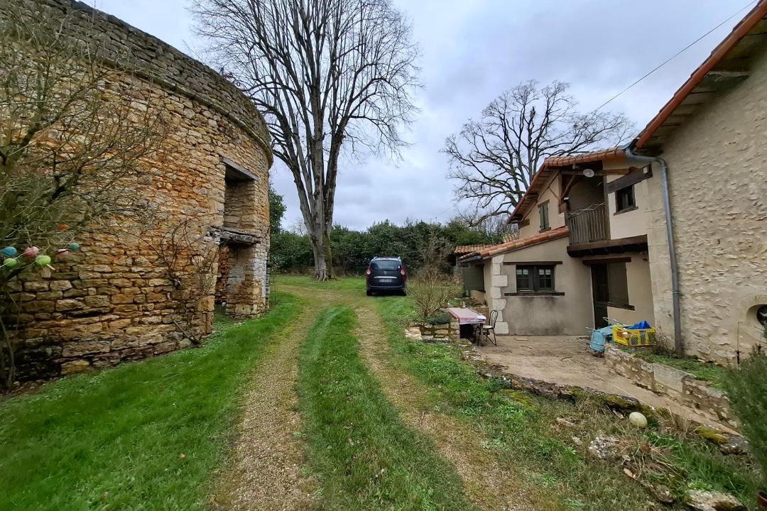 Photo of Others in Marnay