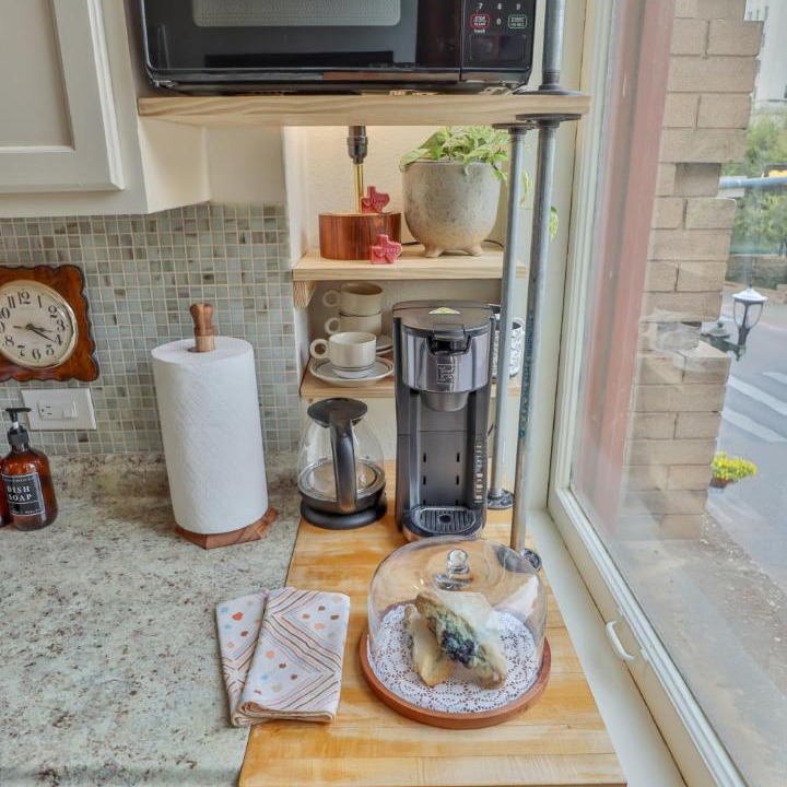 Photo of Kitchen in Main - Military Plaza