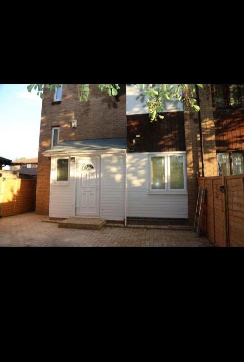 Photo of Others in Thamesmead East