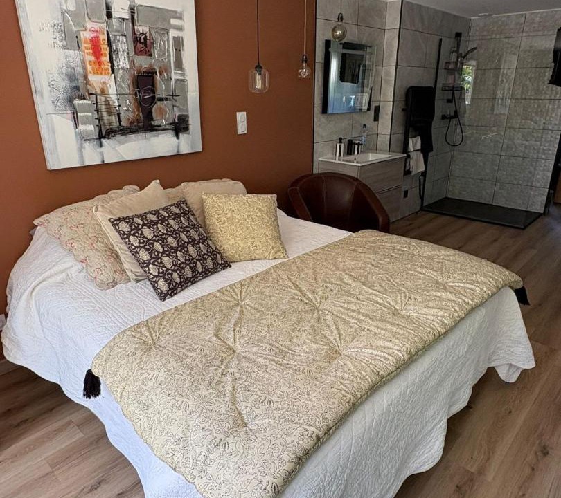 Photo of Others in Saint-Just