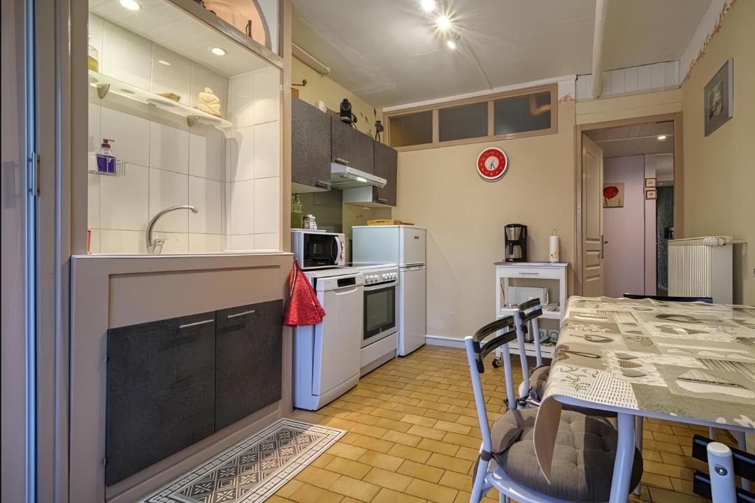 Photo of Kitchen in Chateauneuf-du-Rhone