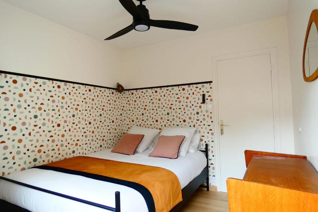 Photo of Others in Bilieu