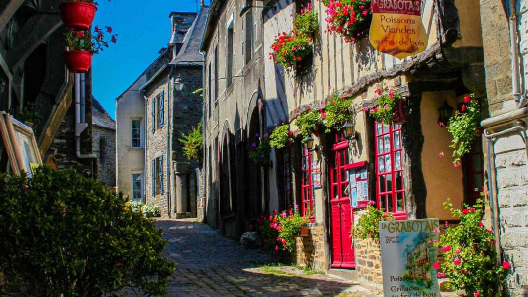 Photo of Others in Dol-de-Bretagne