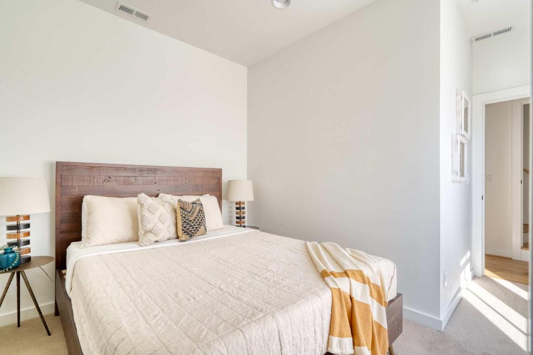 Photo of Others in North Tabor