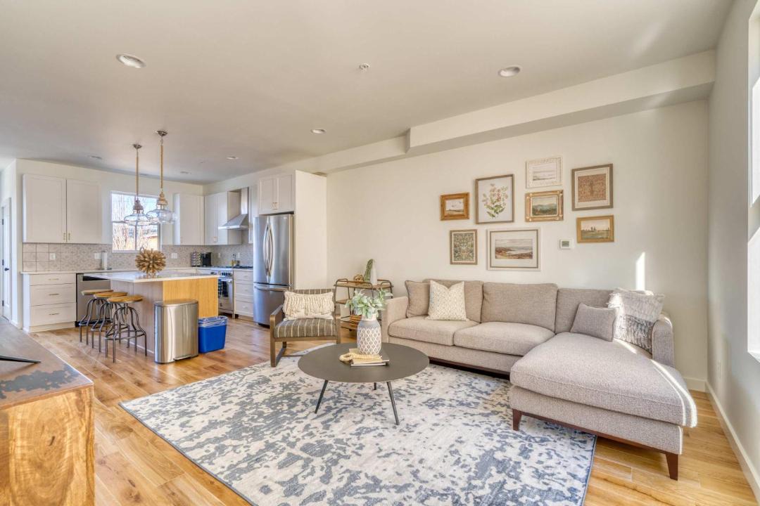 Photo of Others in North Tabor