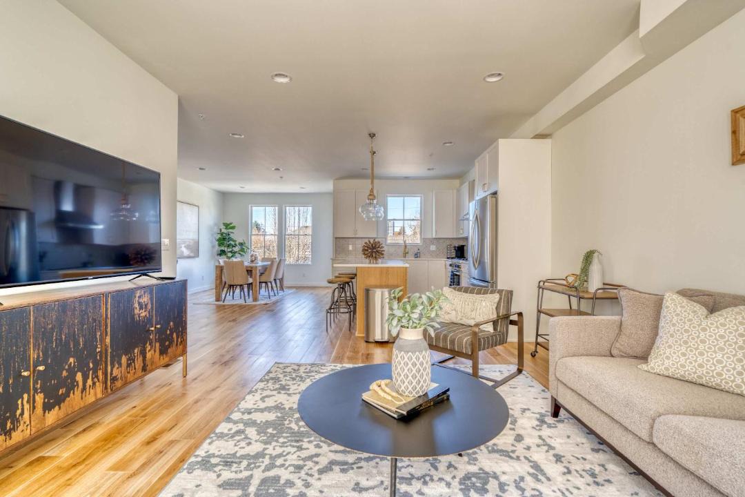 Photo of Others in North Tabor