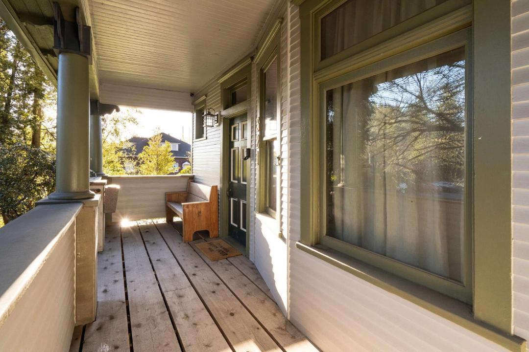 Photo of Patio Balcony in Eliot