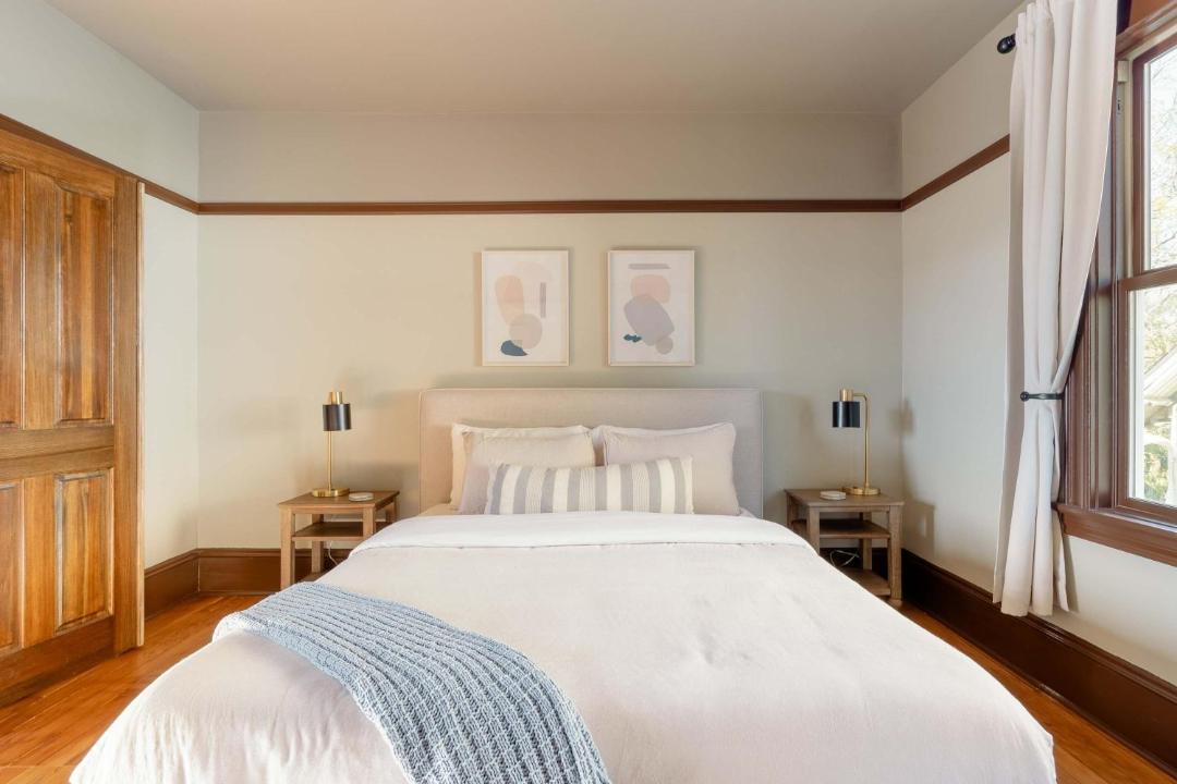 Photo of Bedroom in Eliot