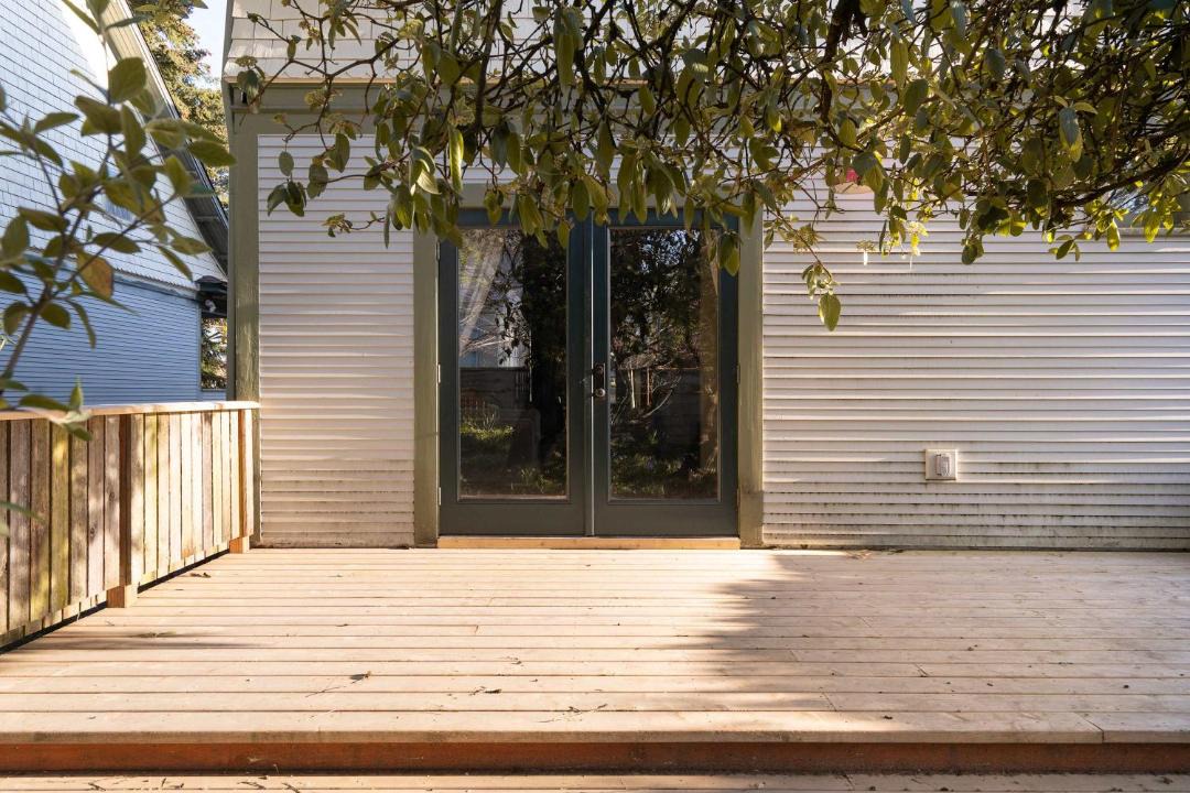 Photo of Others in Eliot