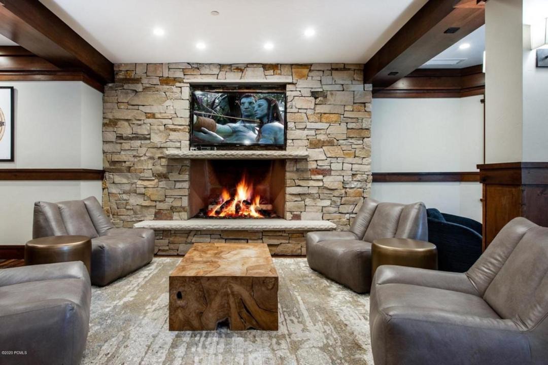 Photo of Livingroom in Empire Pass