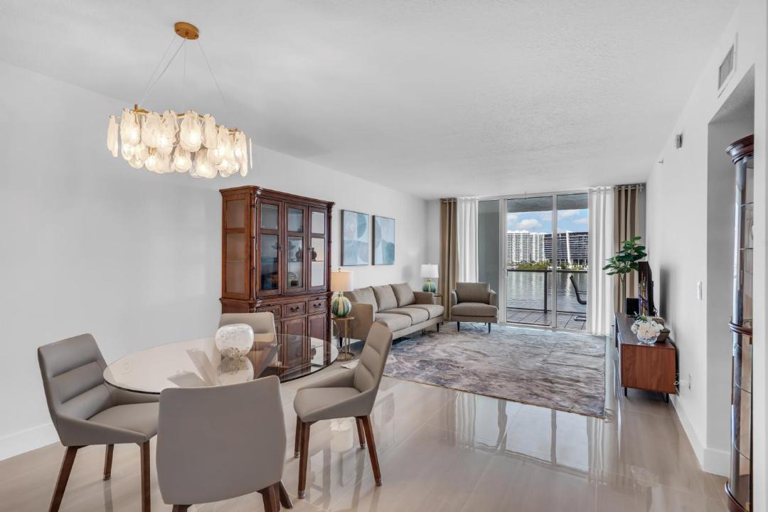 Photo of Others in Sunny Isles Beach
