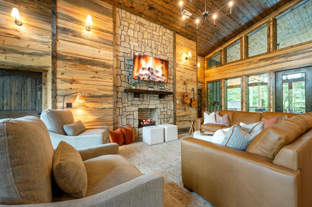 Photo of Livingroom in Pickens