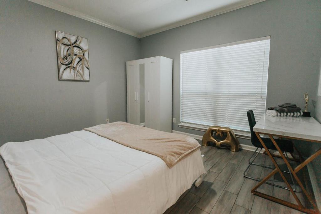 Photo of Bedroom in Heritage Park