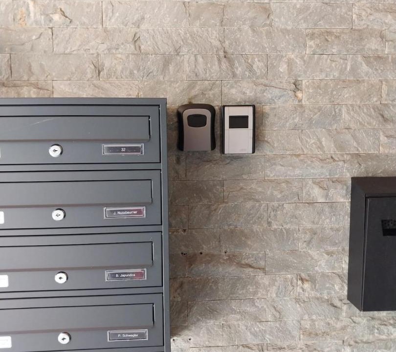 Photo of Others in Buehler