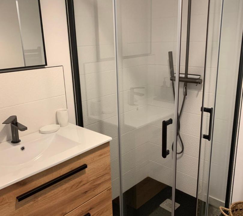 Photo of Others in Tavaux