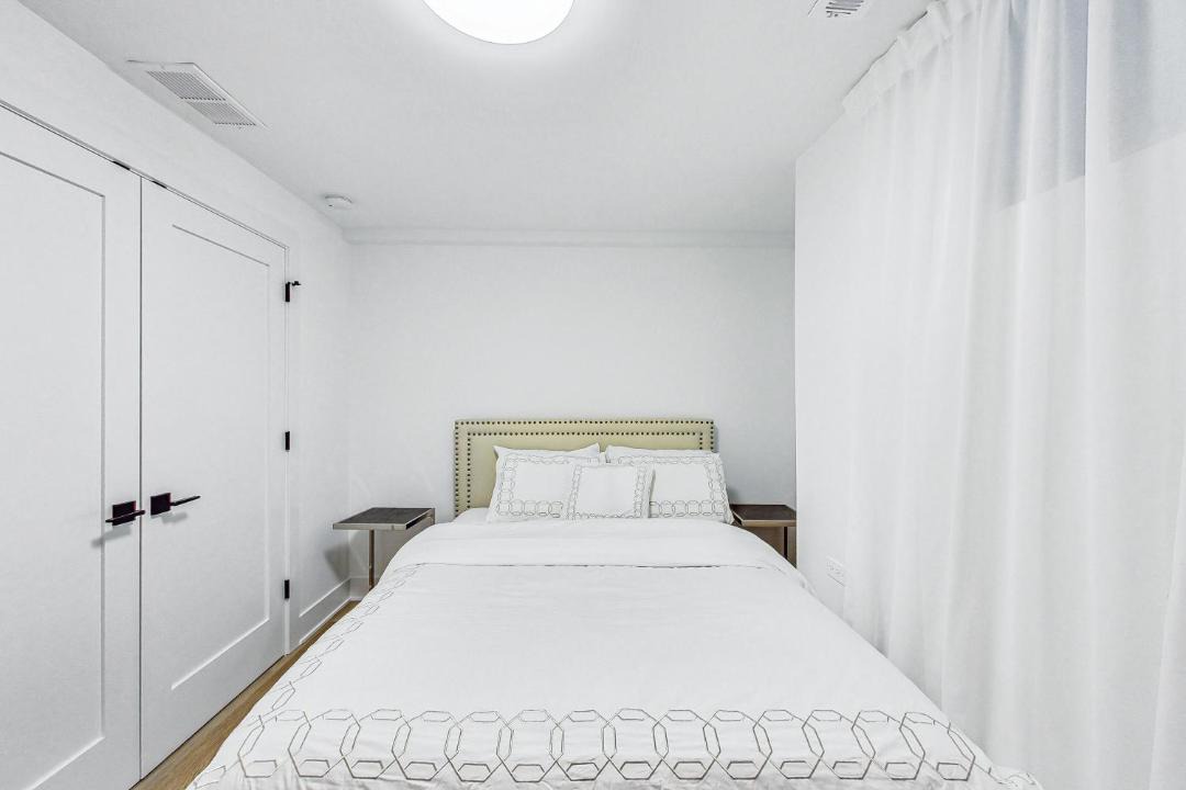 Photo of Bedroom in Park West